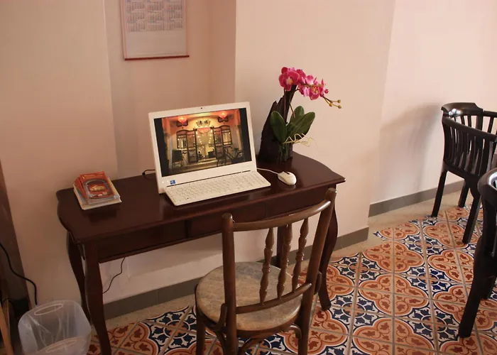 Ming Shou Boutique House